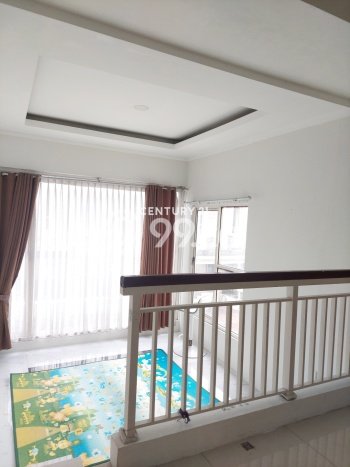 Hunian Elit LB 200m2 Siap Pakai Desain Elegan di Sektor 7-Bintaro, Tangerang Selatan Hunian Elit LB 200m2 Siap Pakai Desain Elegan di Sektor 7-Bintaro, Tangerang Selatan