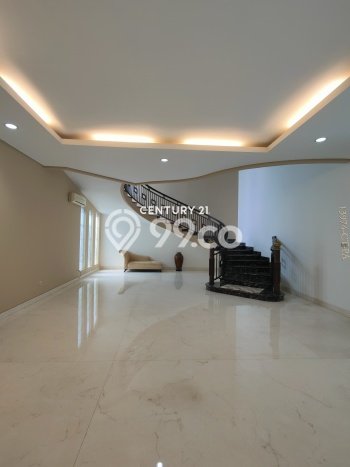 Dijual Rumah Luas Megah Dengan View Cantik di Pondok Indah, Jakarta Selatan Dijual Rumah Luas Megah Dengan View Cantik di Pondok Indah, Jakarta Selatan