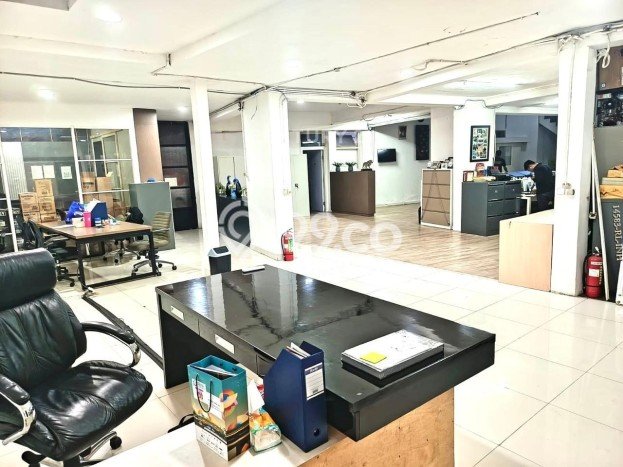 Jual Rumah Luas Elegan Dengan View Eksklusif di Prapanca, Jakarta Selatan Jual Rumah Luas Elegan Dengan View Eksklusif di Prapanca, Jakarta Selatan