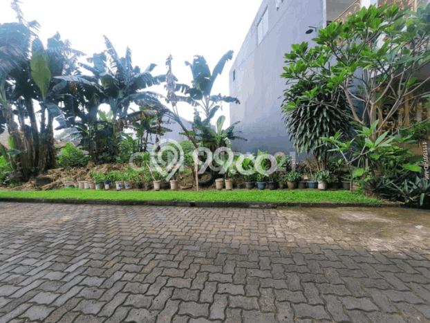 Tanah Dijual Lokasi Strategis di Tangerang Selatan dengan Luas 400m2 Tanah Dijual Lokasi Strategis di Tangerang Selatan dengan Luas 400m2