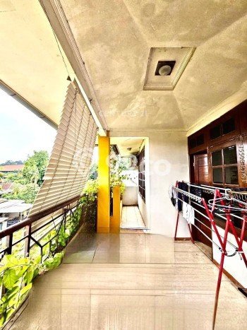 Rumah Luxury Modern Siap Huni di Bintaro Jakarta Selatan Rumah Luxury Modern Siap Huni di Bintaro Jakarta Selatan