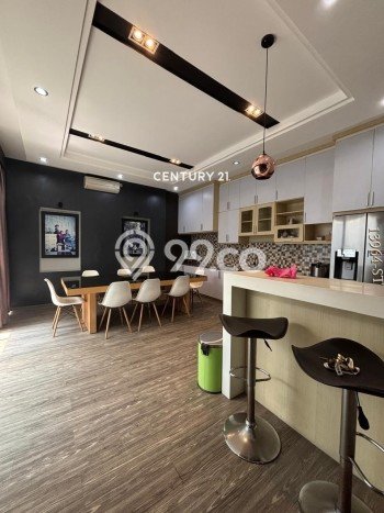 Rumah Nyaman 4 KT Luas Tanah 255m² di Sektor 7-Bintaro, Tangerang Selatan Rumah Nyaman 4 KT Luas Tanah 255m² di Sektor 7-Bintaro, Tangerang Selatan