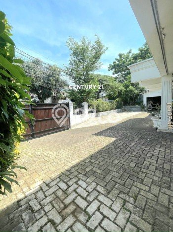 Rumah Mewah LB 450m2 Siap Pakai Desain Elegan di Cipete, Jakarta Selatan Rumah Mewah LB 450m2 Siap Pakai Desain Elegan di Cipete, Jakarta Selatan