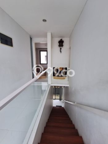 Dijual Rumah Premium dengan Fasilitas Sekitar Komplit di Pesanggrahan, Jakarta Selatan Dijual Rumah Premium dengan Fasilitas Sekitar Komplit di Pesanggrahan, Jakarta Selatan