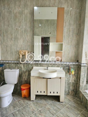 Ready to Use! Luxury House LT 290m2 Desain Modern di Cibubur Ready to Use! Luxury House LT 290m2 Desain Modern di Cibubur