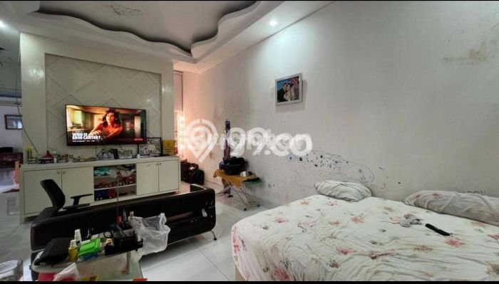 Hot Offer Hunian Mewah Ideal dan Luas di Duren Sawit, Jakarta Timur Hot Offer Hunian Mewah Ideal dan Luas di Duren Sawit, Jakarta Timur