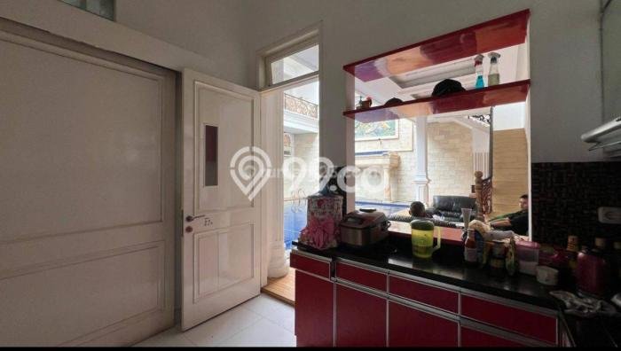 Hot Offer Hunian Mewah Ideal dan Luas di Duren Sawit, Jakarta Timur Hot Offer Hunian Mewah Ideal dan Luas di Duren Sawit, Jakarta Timur