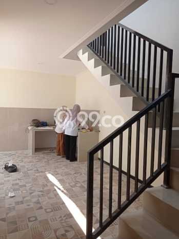 Rumah Kost untuk Dijual di Junrejo dengan 6 KT, 6 KM, Luas 120m2 Rumah Kost untuk Dijual di Junrejo dengan 6 KT, 6 KM, Luas 120m2