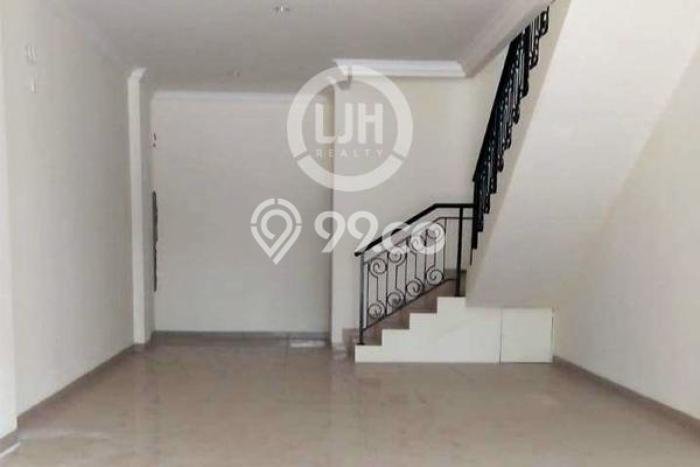Ruko di Batam Centre, Luas 225m2m², Mainroad, Lokasi Ramai Ruko di Batam Centre, Luas 225m2m², Mainroad, Lokasi Ramai