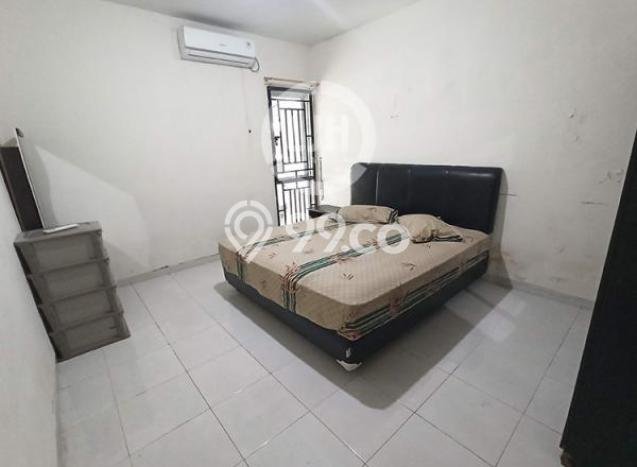 Disewakan! Rumah 4 Kamar Tidur &
3 Kamar Mandi di Batam Centre, Batam Disewakan! Rumah 4 Kamar Tidur &
3 Kamar Mandi di Batam Centre, Batam