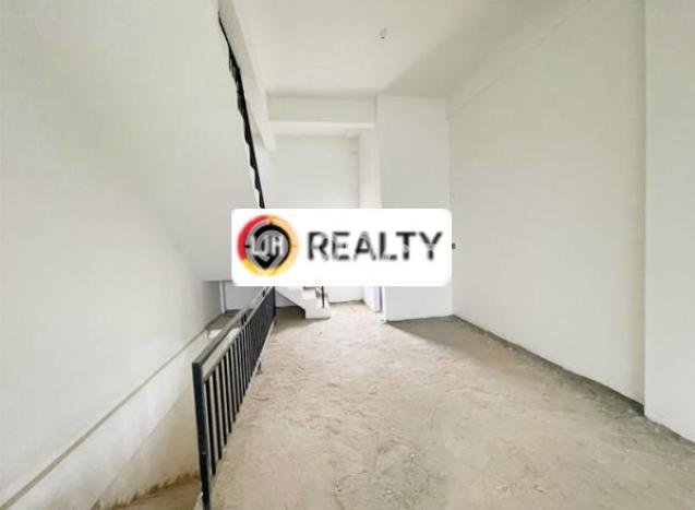 Ruko Dijual di Prime Area Batam Luas 175m2 Ruko Dijual di Prime Area Batam Luas 175m2