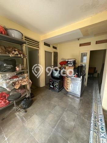 Hunian Nyaman Asri 5 KT Siap Pakai di Cinere Jakarta Selatan Hunian Nyaman Asri 5 KT Siap Pakai di Cinere Jakarta Selatan