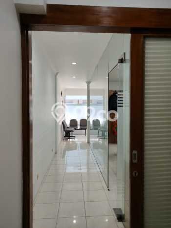 Ruko Kawasan Kebon Jeruk, Luas 66m2m², Mainroad, Lokasi Strategis Ruko Kawasan Kebon Jeruk, Luas 66m2m², Mainroad, Lokasi Strategis