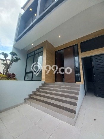 Rumah Luxury Modern Tanpa Renovasi di Bintaro Tangerang Selatan Rumah Luxury Modern Tanpa Renovasi di Bintaro Tangerang Selatan