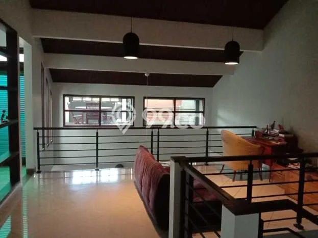 Ready to Use! Luxury House LT 178m2 Desain Elegan di Bintaro Ready to Use! Luxury House LT 178m2 Desain Elegan di Bintaro