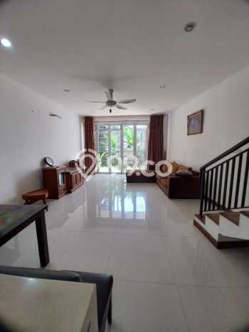 Dijual Rumah Mewah Exclusive di Ciputat, Tangerang Selatan Dijual Rumah Mewah Exclusive di Ciputat, Tangerang Selatan