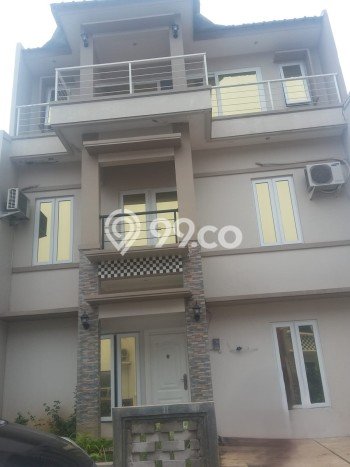 Hunian Mewah Dijual LT 108m2 di Pondok Aren, Tangerang Selatan Hunian Mewah Dijual LT 108m2 di Pondok Aren, Tangerang Selatan