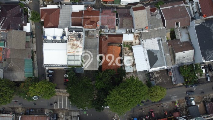 Hunian Mewah Siap Huni LT 389m2 di Tebet, Jakarta Selatan Hunian Mewah Siap Huni LT 389m2 di Tebet, Jakarta Selatan