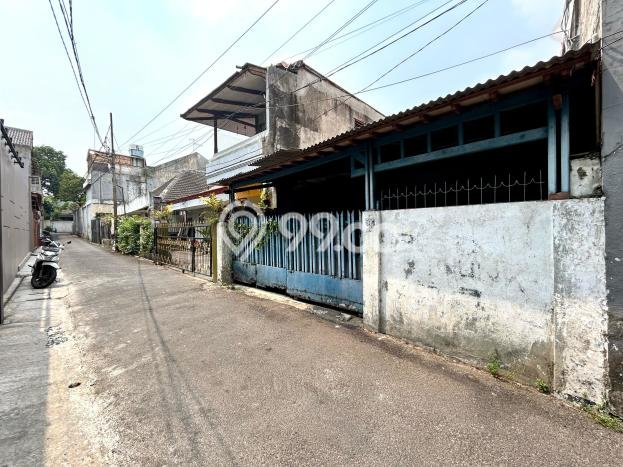 Jual Rumah Strategis Bagus Punya 3 KT di Tebet Jakarta Selatan SHM Jual Rumah Strategis Bagus Punya 3 KT di Tebet Jakarta Selatan SHM