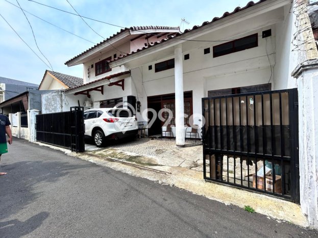Dijual Rumah Premium dengan Fasilitas Sekitar Komplit di Tebet, Jakarta Selatan Dijual Rumah Premium dengan Fasilitas Sekitar Komplit di Tebet, Jakarta Selatan