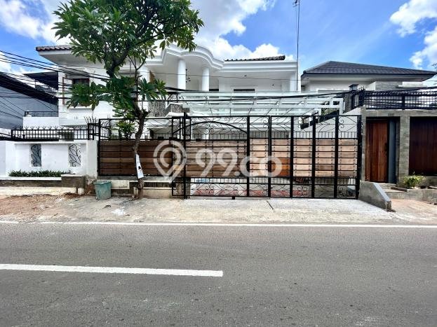 Hot Offer Hunian Premium Ideal dan Luas di Tebet, Jakarta Selatan Hot Offer Hunian Premium Ideal dan Luas di Tebet, Jakarta Selatan