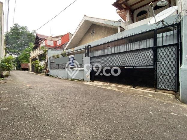 Rumah Mewah Siap Huni LT 150m2 di Tebet, Jakarta Selatan Rumah Mewah Siap Huni LT 150m2 di Tebet, Jakarta Selatan