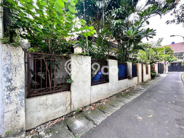 For Sale Rumah 3 Kamar Lokasi Ideal Bagus dan Strategis di Tebet For Sale Rumah 3 Kamar Lokasi Ideal Bagus dan Strategis di Tebet