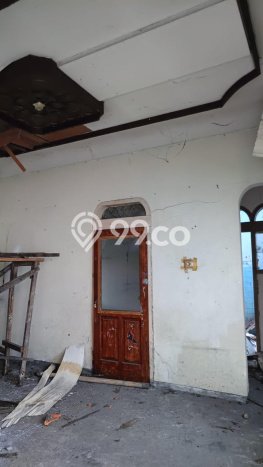 For Sale Rumah 3 Kamar Lokasi Ideal Bagus dan Strategis di Tebet For Sale Rumah 3 Kamar Lokasi Ideal Bagus dan Strategis di Tebet