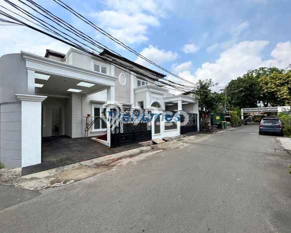 Hot Offer Hunian Mewah Ideal dan Luas di Tebet, Jakarta Selatan Hot Offer Hunian Mewah Ideal dan Luas di Tebet, Jakarta Selatan