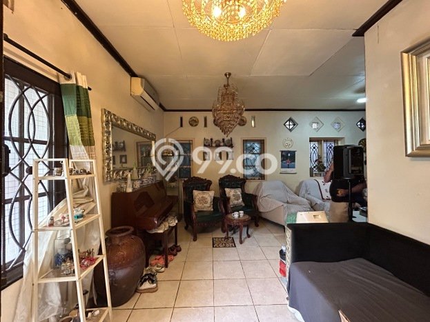 Dijual Rumah Premium dengan Fasilitas Sekitar Komplit di Tebet, Jakarta Selatan Dijual Rumah Premium dengan Fasilitas Sekitar Komplit di Tebet, Jakarta Selatan