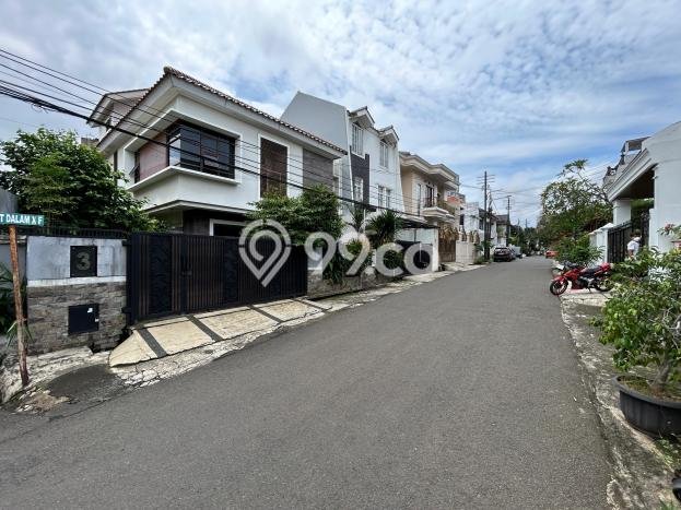 Rumah Mewah Siap Huni LT 190m2 di Tebet, Jakarta Selatan Rumah Mewah Siap Huni LT 190m2 di Tebet, Jakarta Selatan