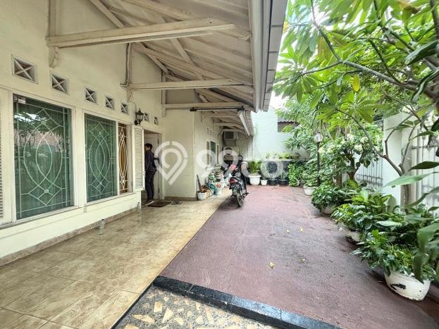 Dijual Rumah Premium dengan Fasilitas Sekitar Komplit di Tebet, Jakarta Selatan Dijual Rumah Premium dengan Fasilitas Sekitar Komplit di Tebet, Jakarta Selatan