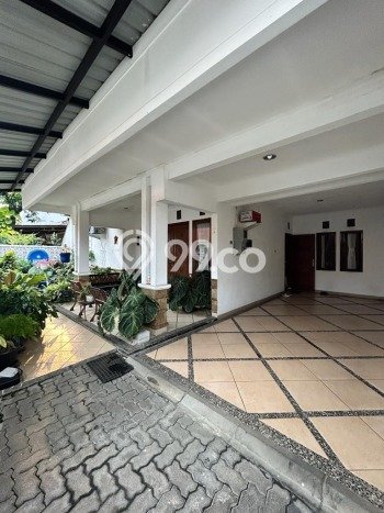 Ready to Use! Luxury House LT 286m2 Desain Elegan di Pondok Bambu Ready to Use! Luxury House LT 286m2 Desain Elegan di Pondok Bambu