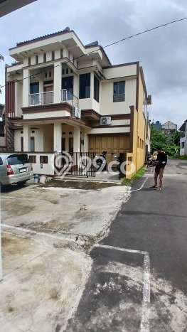 Rumah Minimalis 4 KT di Manyaran Semarang Rumah Minimalis 4 KT di Manyaran Semarang