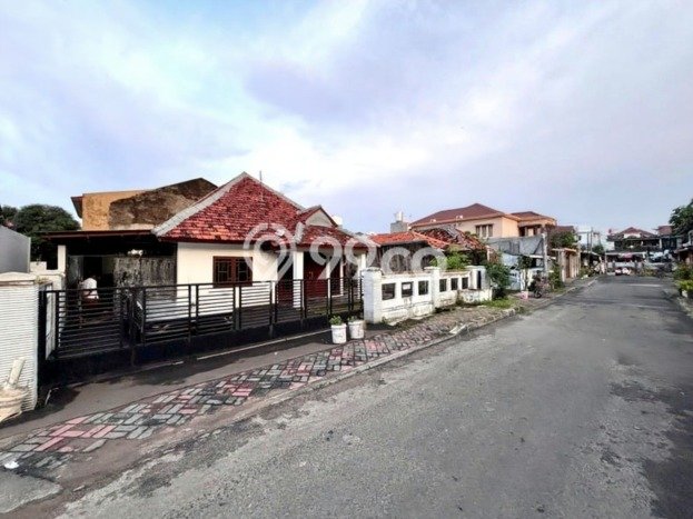 Hot Offer Hunian Premium Ideal dan Luas di Tebet, Jakarta Selatan Hot Offer Hunian Premium Ideal dan Luas di Tebet, Jakarta Selatan