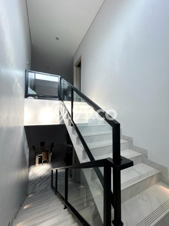 Rumah Menguntungkan di Tebet, Dekat Kawasan Komersial, Jakarta Selatan - LT 311m² Rumah Menguntungkan di Tebet, Dekat Kawasan Komersial, Jakarta Selatan - LT 311m²