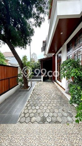 Rumah Asri area Tebet, Akses ke Tebet, Jakarta Selatan, Jakarta Selatan - 6 KT Rumah Asri area Tebet, Akses ke Tebet, Jakarta Selatan, Jakarta Selatan - 6 KT