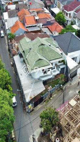 Rumah di Tebet, Jakarta Selatan, Luas 391m² Bangunan 500m² - SEGERA MILIKI! Rumah di Tebet, Jakarta Selatan, Luas 391m² Bangunan 500m² - SEGERA MILIKI!