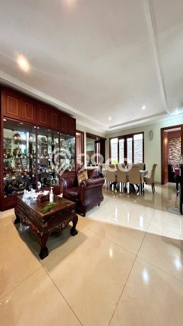 Rumah Terawat di Tebet, Jakarta Selatan, Luas Tanah 338m², LB 400m² Rumah Terawat di Tebet, Jakarta Selatan, Luas Tanah 338m², LB 400m²