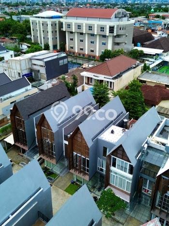 For Sale! Premium House LT 151m2 Desain Elegan di Jati Padang For Sale! Premium House LT 151m2 Desain Elegan di Jati Padang