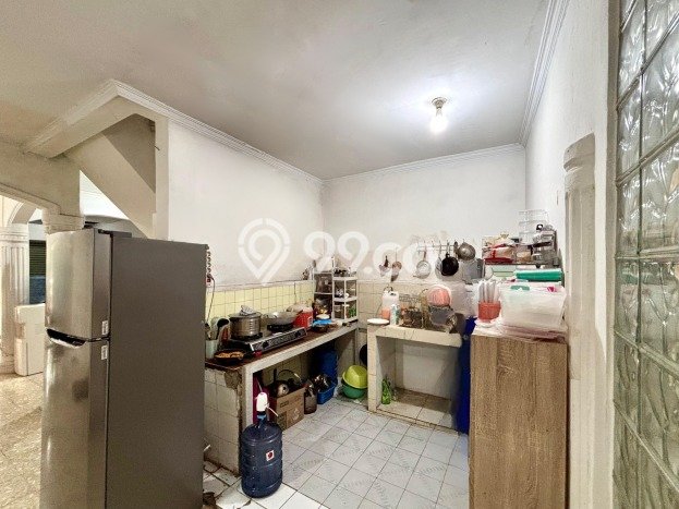 Siap Huni Rumah Mewah 4 Kamar di Tebet Dekat ke Mana Saja Siap Huni Rumah Mewah 4 Kamar di Tebet Dekat ke Mana Saja