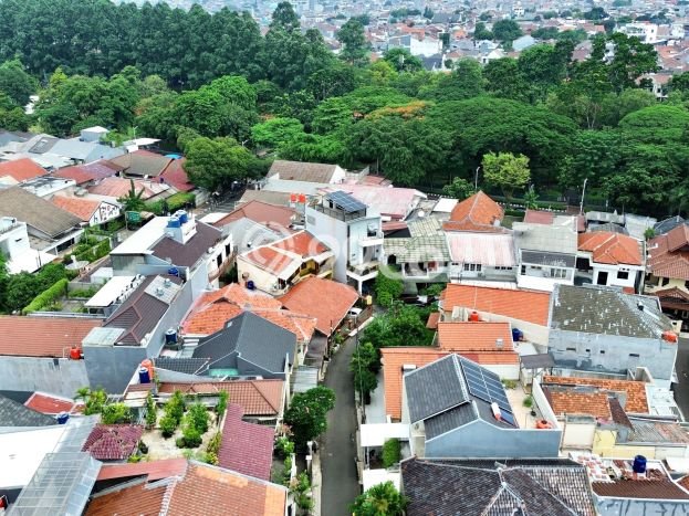 Best Deal Hunian Premium Ideal dan Luas di Tebet, Jakarta Selatan Best Deal Hunian Premium Ideal dan Luas di Tebet, Jakarta Selatan