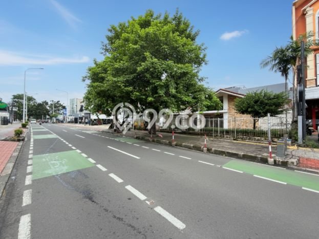 Dijual Rumah Premium dengan Fasilitas Sekitar Komplit di Tebet, Jakarta Selatan Dijual Rumah Premium dengan Fasilitas Sekitar Komplit di Tebet, Jakarta Selatan