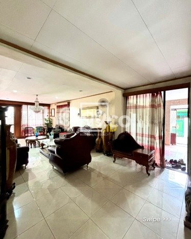HOT LISTING! Rumah Siap Huni di Tebet, Jakarta Selatan, Luas 180m2m² Bangunan 300m2m² HOT LISTING! Rumah Siap Huni di Tebet, Jakarta Selatan, Luas 180m2m² Bangunan 300m2m²