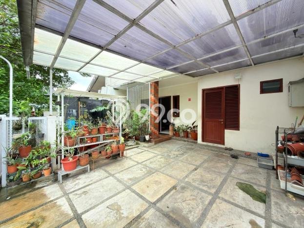 Rumah Elit LB 220m2 Siap Pakai Desain Elegan di Kalibata, Jakarta Selatan Rumah Elit LB 220m2 Siap Pakai Desain Elegan di Kalibata, Jakarta Selatan
