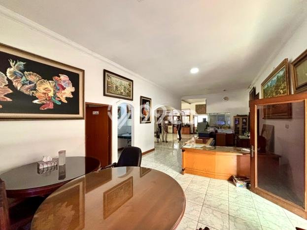 Hunian Eksklusif Siap Huni LT 528m2 di Tebet, Jakarta Selatan Hunian Eksklusif Siap Huni LT 528m2 di Tebet, Jakarta Selatan