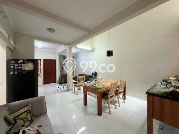 Rumah Elit LB 220m2 Siap Pakai Desain Elegan di Kalibata, Jakarta Selatan Rumah Elit LB 220m2 Siap Pakai Desain Elegan di Kalibata, Jakarta Selatan