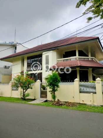 Rumah Elit LB 372m2 Siap Huni Desain Elegan di Kedoya, Jakarta Barat Rumah Elit LB 372m2 Siap Huni Desain Elegan di Kedoya, Jakarta Barat