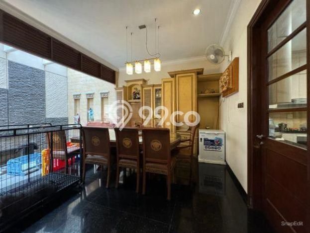 Rumah Elit LB 900m2 Siap Huni Desain Elegan di Permata Buana, Jakarta Barat Rumah Elit LB 900m2 Siap Huni Desain Elegan di Permata Buana, Jakarta Barat