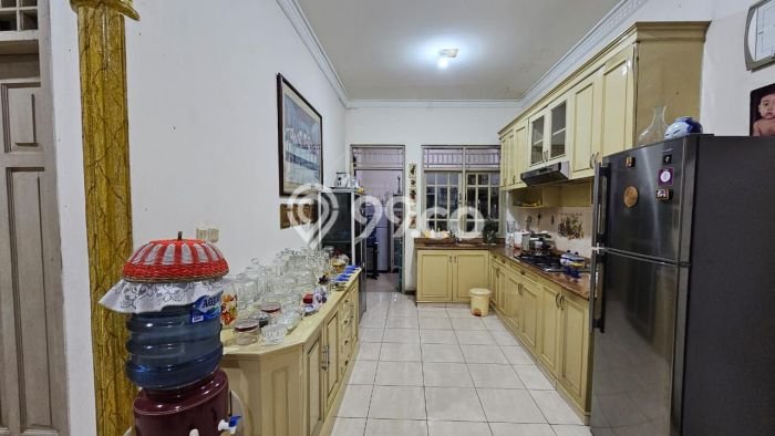 Dijual Rumah Mewah Megah Dengan View Cantik di Grogol, Jakarta Barat Dijual Rumah Mewah Megah Dengan View Cantik di Grogol, Jakarta Barat